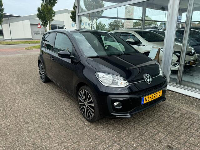 Volkswagen UP! 1.0 BMT high up - 1e eigenaar | Airco | Cruise control | Smartphone integratie |
