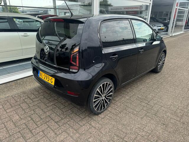 Volkswagen UP! 1.0 BMT high up - 1e eigenaar | Airco | Cruise control | Smartphone integratie |