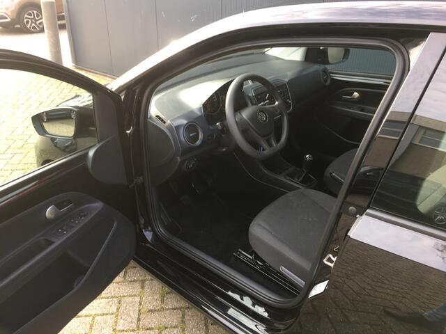 Volkswagen UP! 1.0 BMT move up! | Airco | Bluetooth | DAB+