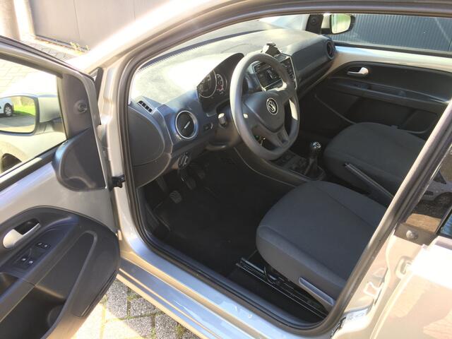 Volkswagen UP! 1.0 BMT take up! | Airco | Bluetooth