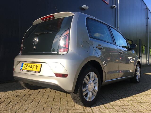 Volkswagen UP! 1.0 BMT high up!