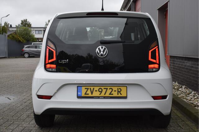 Volkswagen UP! 1.0 BMT move up! 5 deurs, DAB, A/C, Elek. ramen
