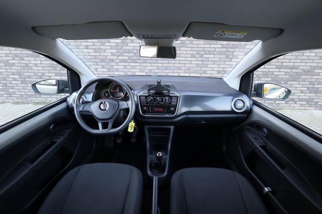 Volkswagen UP! 1.0 move up!