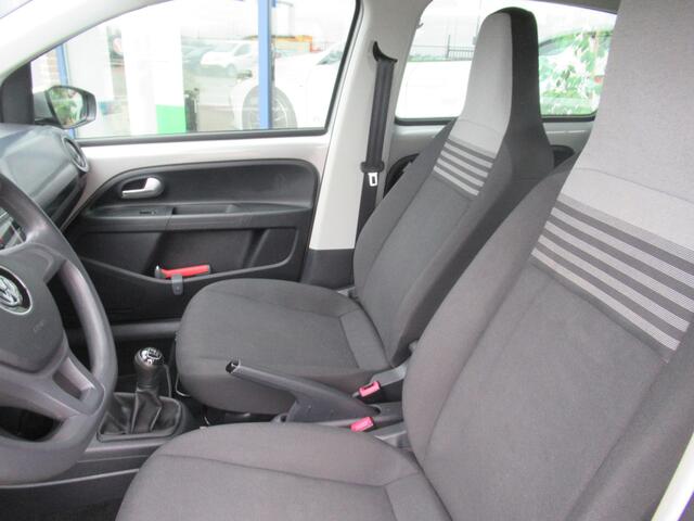 Volkswagen UP! 1.0 BMT move up! 5-Drs / Airco / DAB