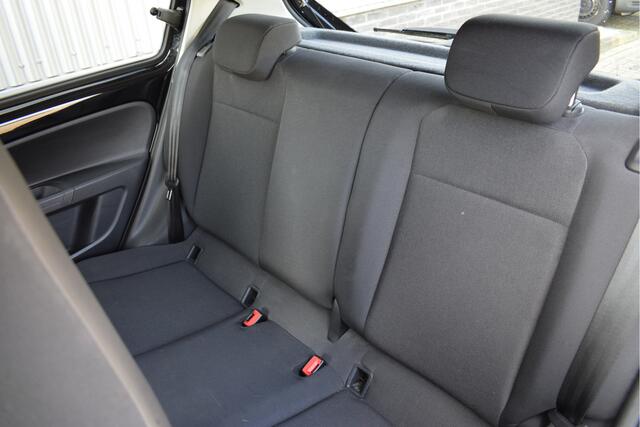 Volkswagen UP! 1.0 A/C, Bluetooth, Elek. ramen, NL-auto