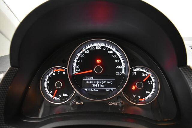 Volkswagen UP! 1.0 BMT Move Up Executive