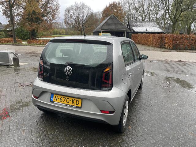 Volkswagen UP! 1.0