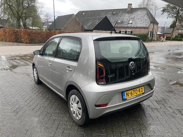 Volkswagen UP! 1.0