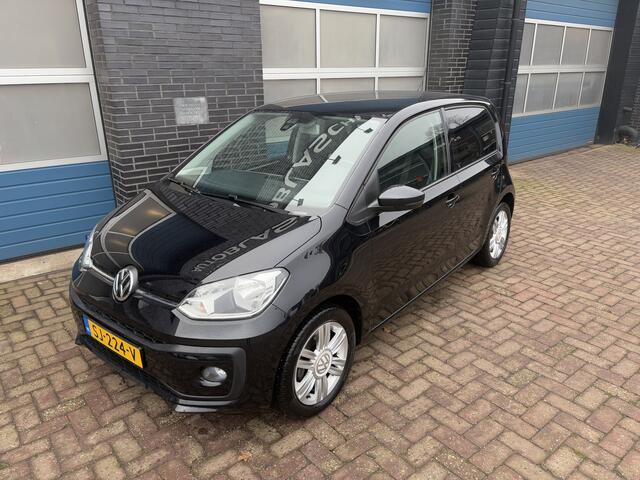 Volkswagen UP! 1.0 BMT high up!, airco, cruise/camera/lmv
