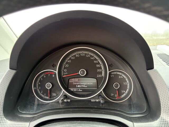 Volkswagen UP! 1.0 BMT HIGH UP! / AIRCO / STOELVERWARMING / TOPSTAAT