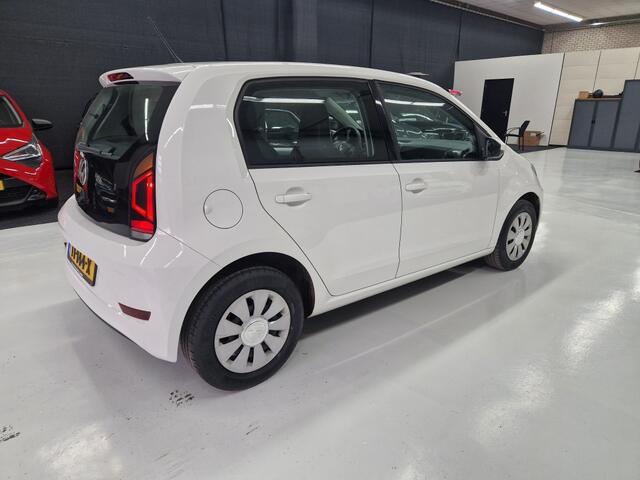 Volkswagen UP! 1.0 BMT move up!