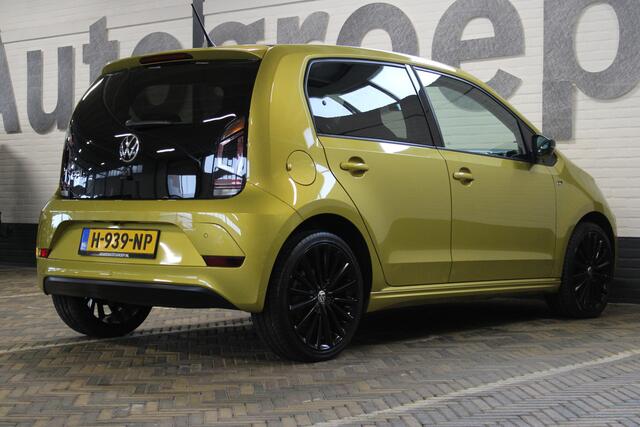 Volkswagen UP! 1.0 R-Line | Incl. 12 maanden garantie | Cruise control | Climate control | Bluetooth | 1ste eigenaar | Multifunctioneel stuurwiel | Parkeercamera | Parkeersensoren |