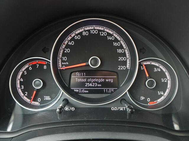 Volkswagen UP! 1.0 | 65 PK | Regensensor | Telefoonintergratie | DAB |
