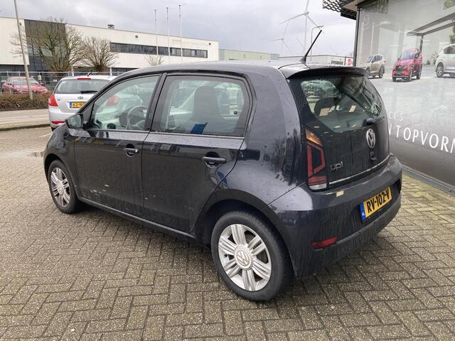 Volkswagen UP! 1.0 BMT high up! , Clima, Cruise, Camera, PDC, LMV 15 Inch, Stoelverwarming, All Season