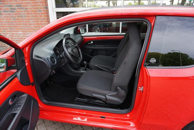 Volkswagen UP! Sound Automaat PDC | Cruise control *All in prijs*