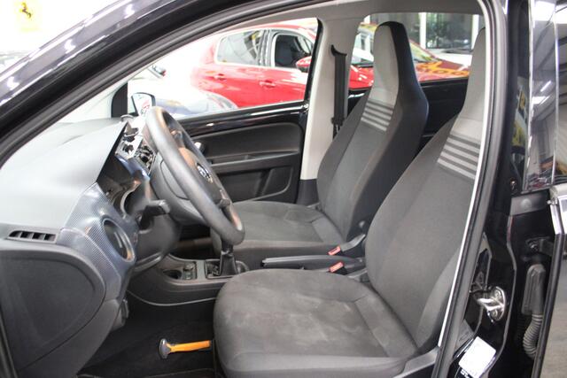 Volkswagen UP! 1.0 BMT move up! NAP, Airco, Isofix, Stuurbekrachtiging