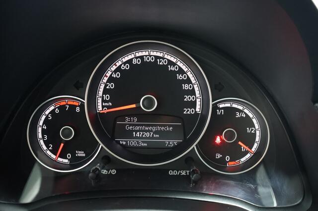 Volkswagen UP! 1.0 BMT high up!
