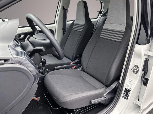 Volkswagen UP! Move up 1.0 MPI 65pk Airco, Radio, DAB, Bluetooth, LED dagrijverlichting, Elektrische ramen voor
