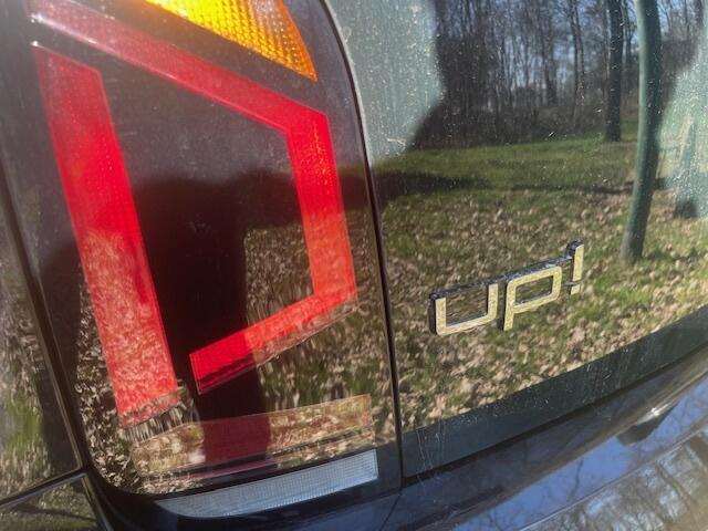Volkswagen UP! 1.0 BMT move up!