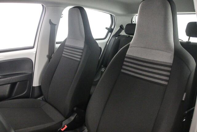 Volkswagen UP! Move up 1.0 MPI 65pk Airco, Radio, DAB, Bluetooth, LED dagrijverlichting, Elektrische ramen voor