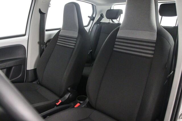 Volkswagen UP! Move up 1.0 MPI 65pk Airco, DAB, Radio, LED dagrijverlichting, Elektrische ramen voor, Bluetooth