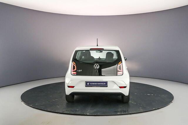 Volkswagen UP! Move up 1.0 MPI 65pk Airco, DAB, Radio, LED dagrijverlichting, Elektrische ramen voor, Bluetooth