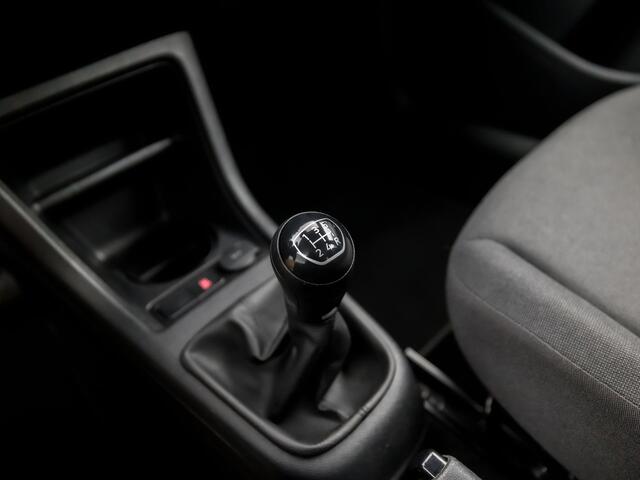 Volkswagen UP! 1.0 Sportline (5-DEURS, AIRCO, BLUETOOTH, NIEUWE APK, SPORTSTOELEN, START/STOP, NIEUWSTAAT)