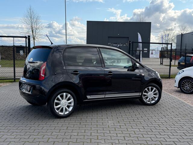 Volkswagen UP! 1.0 Club up! | Navi | Bluetooth | 5 Deurs | Alu velgen |