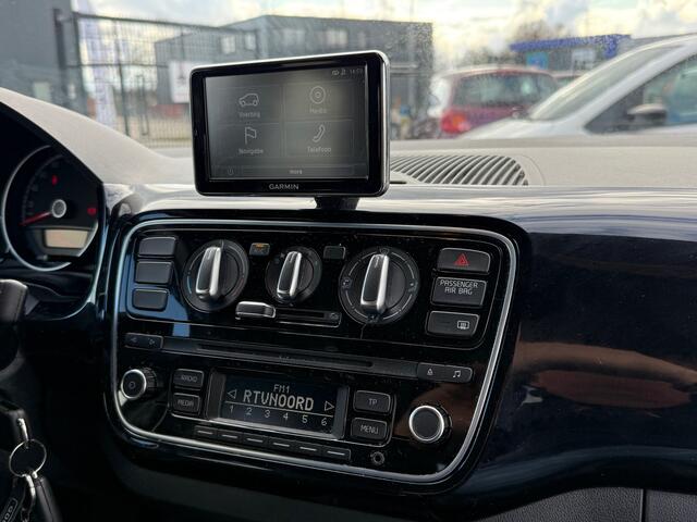 Volkswagen UP! 1.0 Club up! | Navi | Bluetooth | 5 Deurs | Alu velgen |