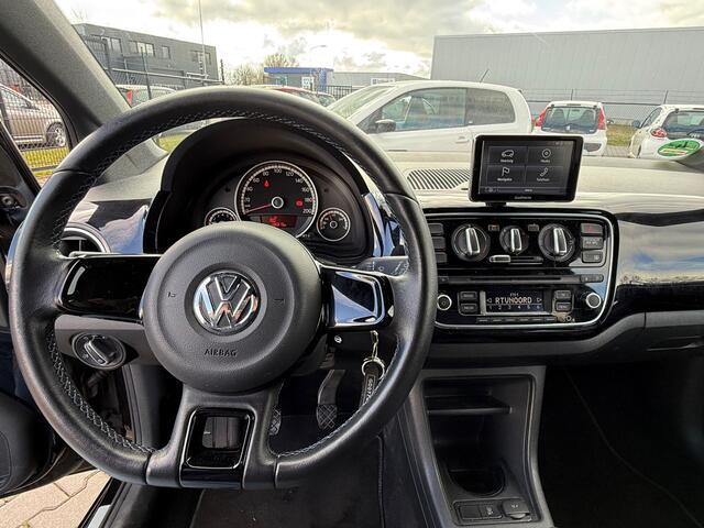 Volkswagen UP! 1.0 Club up! | Navi | Bluetooth | 5 Deurs | Alu velgen |