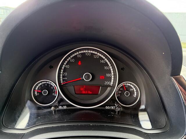 Volkswagen UP! 1.0 Club up! | Navi | Bluetooth | 5 Deurs | Alu velgen |