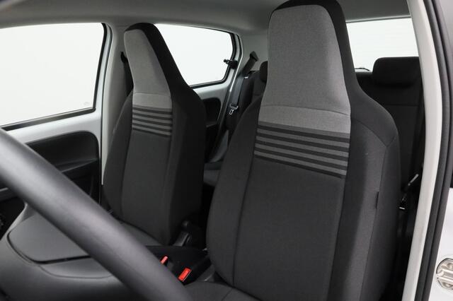 Volkswagen UP! 1.0 65 pk | Achteruitrijcamera | Cruise Control | Navigatie via App | DAB