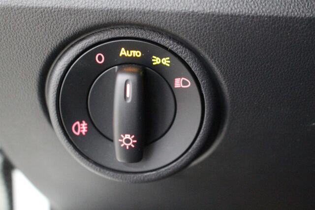 Volkswagen UP! 1.0 BMT move up! Airconditioning | DAB radio | El. raambediening | El spiegelverstelling