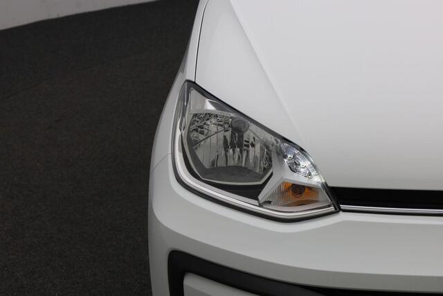 Volkswagen UP! 1.0 65 pk | Navigatie via App | Airco | DAB radio