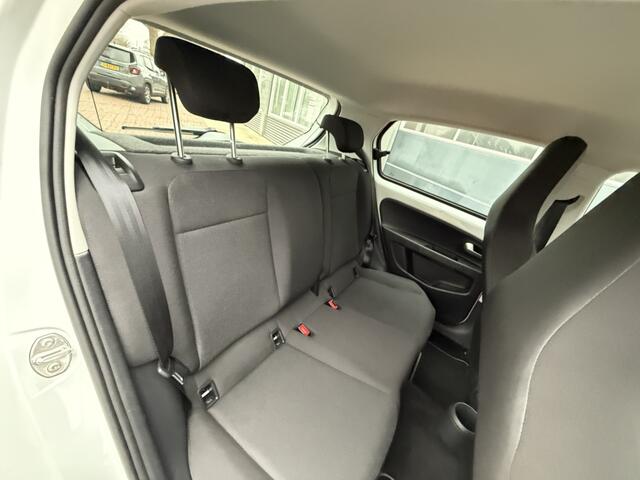 Volkswagen UP! e-Up! e-up! | DAB | (bj 2021) WLTP Km 65.000 actieradius 260 kilometer subsidie