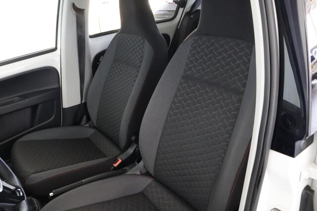 Volkswagen UP! 1.0 BMT Join Up! / Clima / Bluetooth / Stoelverwarming / 5d
