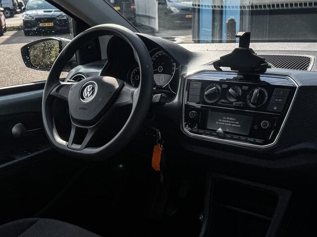 Volkswagen UP! 1.0 Prijs Rijklaar Inclusief Onderhoud & 12 Maand BOVAG Garantie | BT-Audio | 4 Nieuwe Banden |