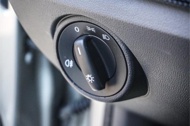 Volkswagen UP! 1.0 Prijs Rijklaar Inclusief Onderhoud & 12 Maand BOVAG Garantie | BT-Audio | 4 Nieuwe Banden |