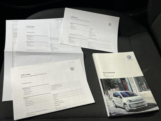 Volkswagen UP! 1.0 BMT move up! | 16" LM Velgen | DAB | Airco | Elektrische Ramen Voor | Buitenspiegels Elektrisch Verstelbaar |