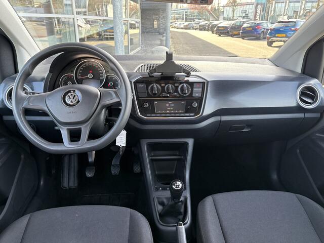 Volkswagen UP! 1.0 BMT move up! 5 drs Airco Bluetooth DAB