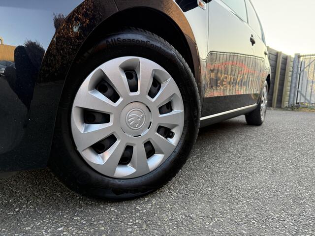 Volkswagen UP! 1.0 cruise, airco, dealer onderh.