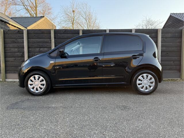 Volkswagen UP! 1.0 cruise, airco, dealer onderh.