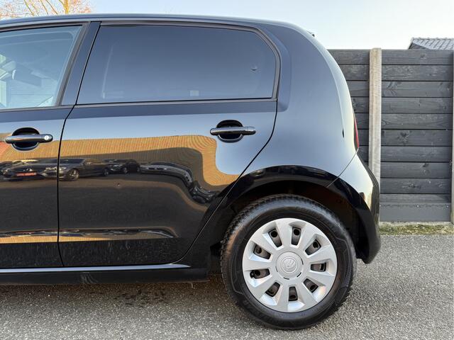 Volkswagen UP! 1.0 cruise, airco, dealer onderh.