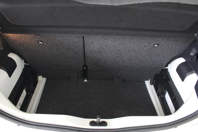 Volkswagen UP! 1.0 BMT move up! Airco | Radio | Centrale vergrendeling |