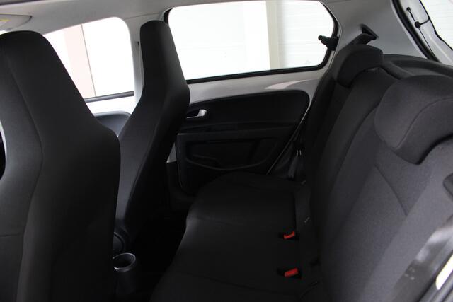 Volkswagen UP! 1.0 BMT move up! Airco | Radio | Centrale vergrendeling |