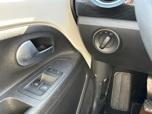 Volkswagen UP! 1.0 65pk Airco Lane Assist Bluetooth