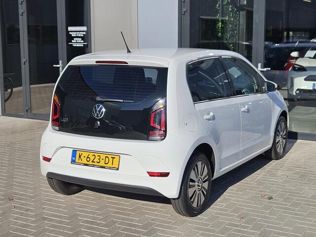 Volkswagen UP! 1.0 BMT move up! 5drs NL-auto NAP 1e eig