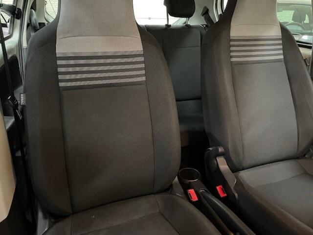 Volkswagen UP! MOVE UP! Airco Navigatie LED Bluetooth USB AIRCO / ISOFIX