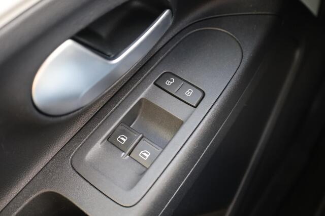 Volkswagen UP! 1.0 65PK / 48kW Airconditioning, DAB+, Lane Assist, centrale vergrendeling, telefoonintegratie, LED dagrijverlichting