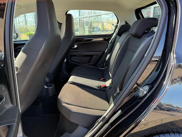 Volkswagen UP! 1.0 BMT move up!